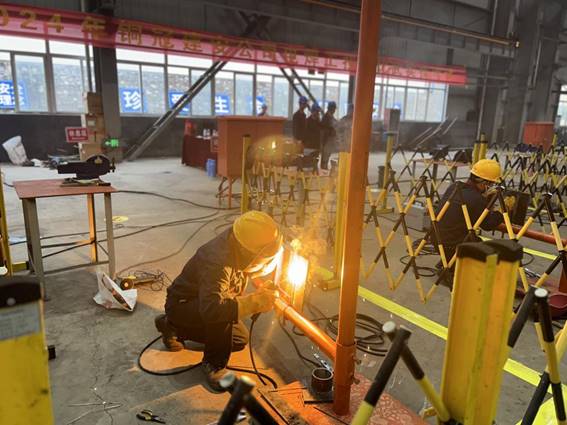 公司举办电焊工、电工技术比武