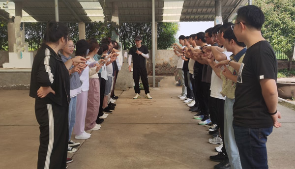 钢构公司团支部组织开展主题团建活动 钢构公司团支部组织开展主题团建活动